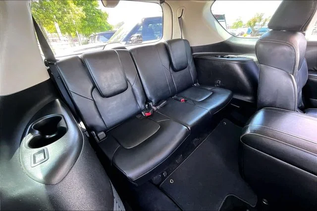 Used 2023 Gray Nissan Platinum image 35