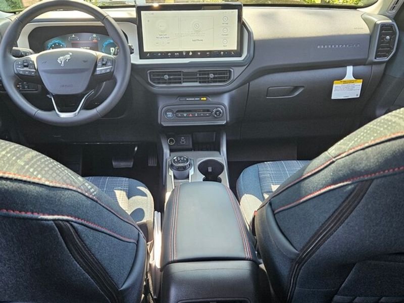 2025 Ford Bronco Sport Heritage - Photo 10