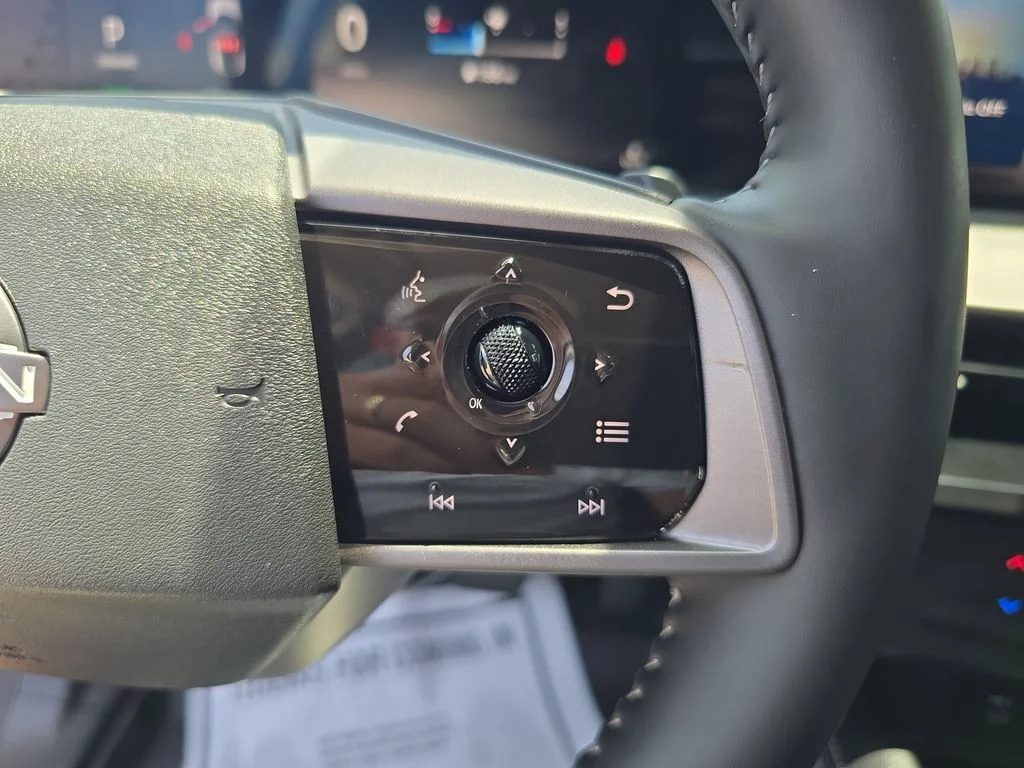 Used 2025 Gray Nissan SV image 23