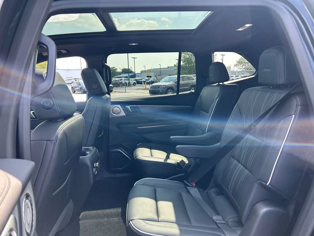 2026 Buick Enclave Avenir - Photo 36