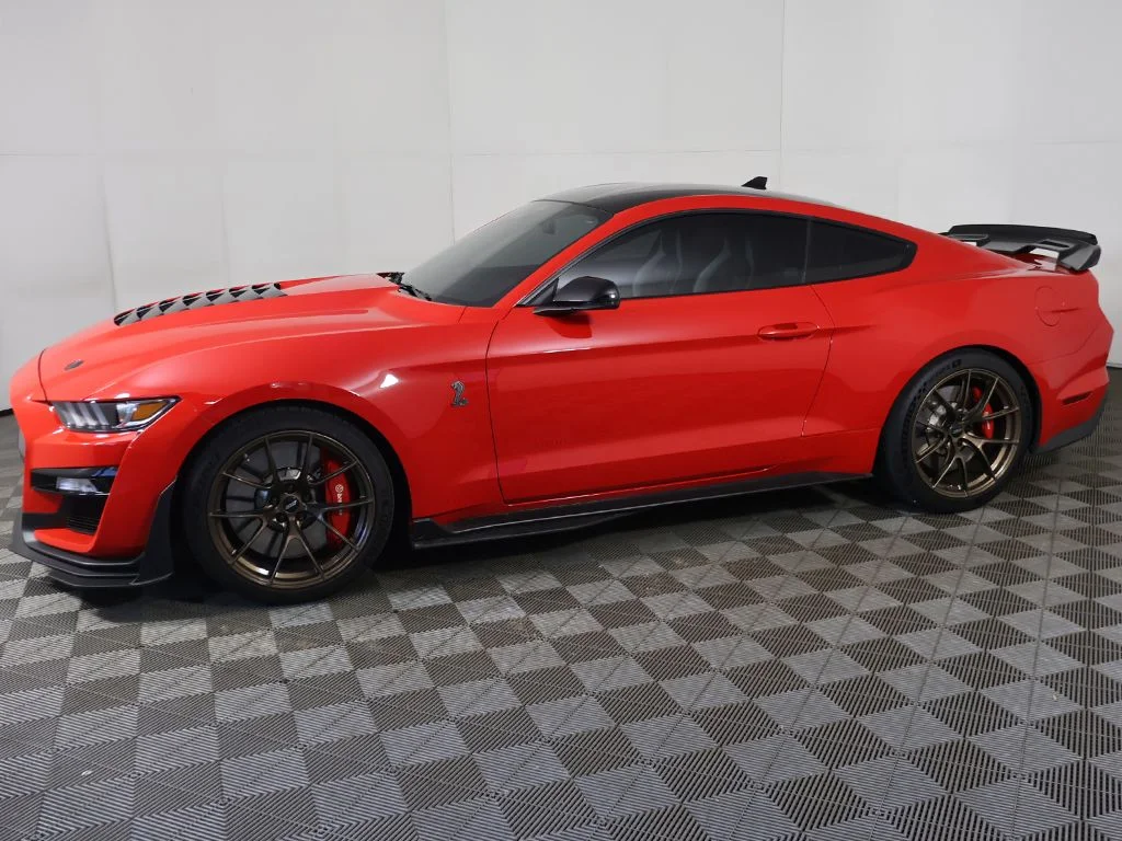 Used 2021 Race Red Ford Shelby GT500 image 17