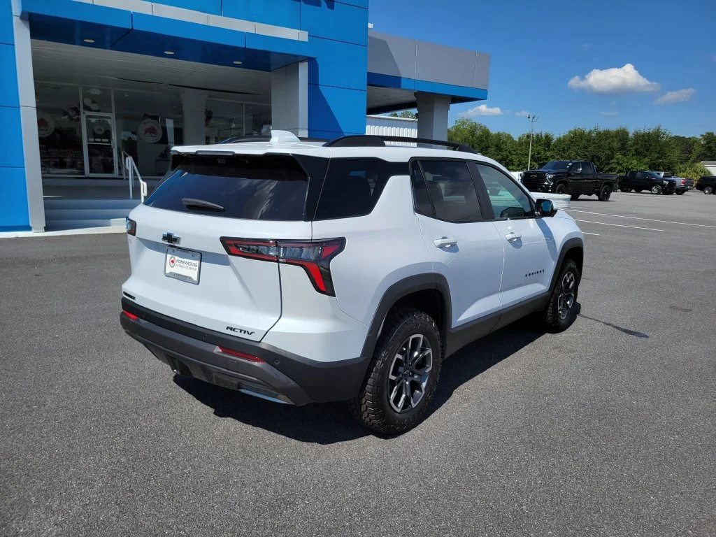 New 2027 Polar White Tricoat Chevrolet ACTIV image 6