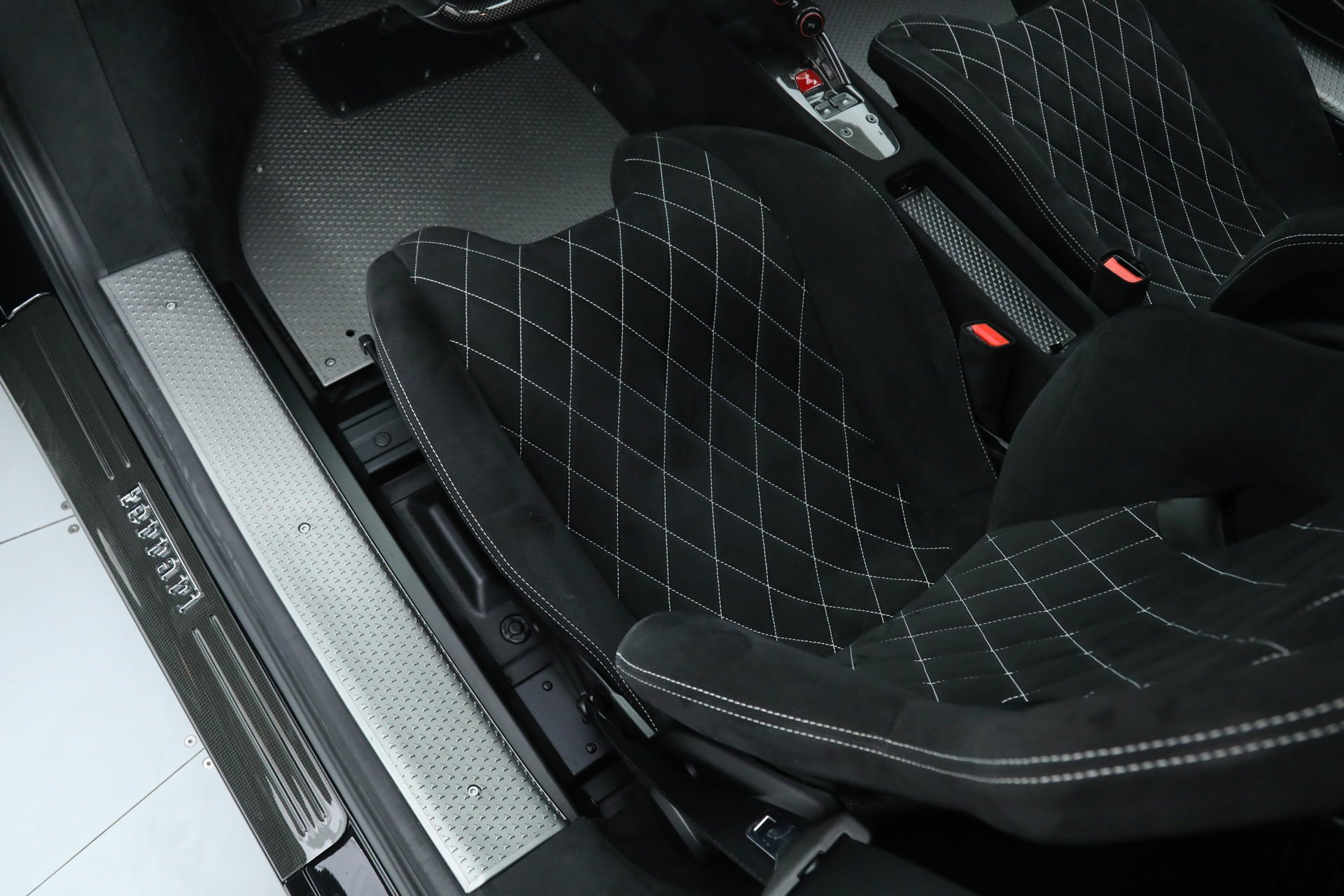 Certified Used 2015 Black Ferrari  image 28