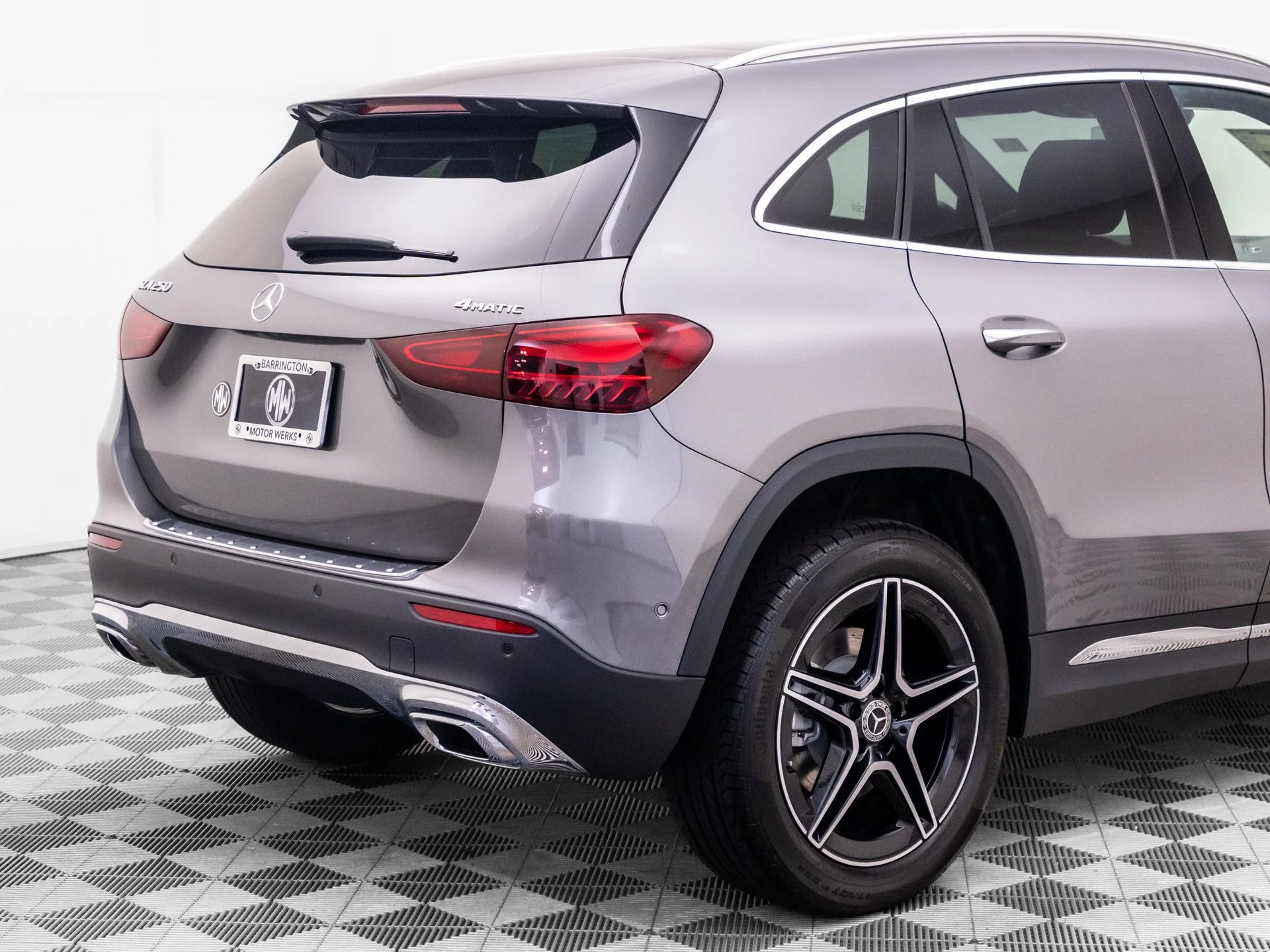 New 2026 Gray Mercedes-Benz GLA 250 image 40