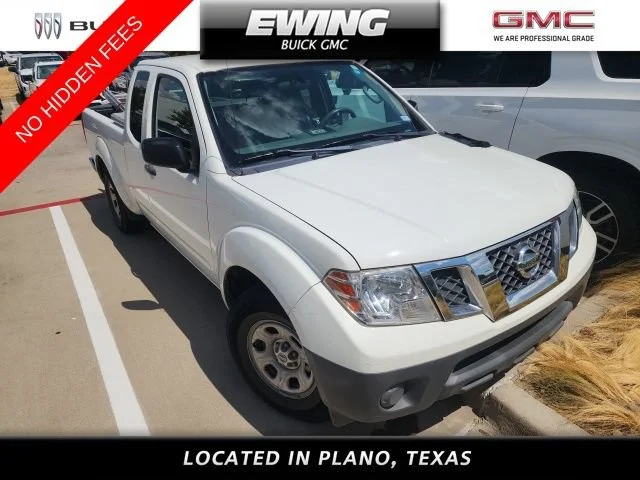 Used 2014 White Nissan S image 1