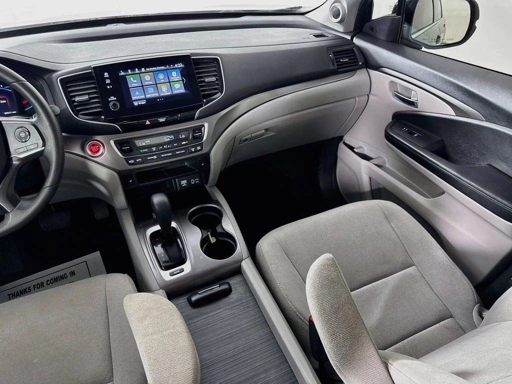 Used 2019 Crystal Black Pearl Honda EX image 28