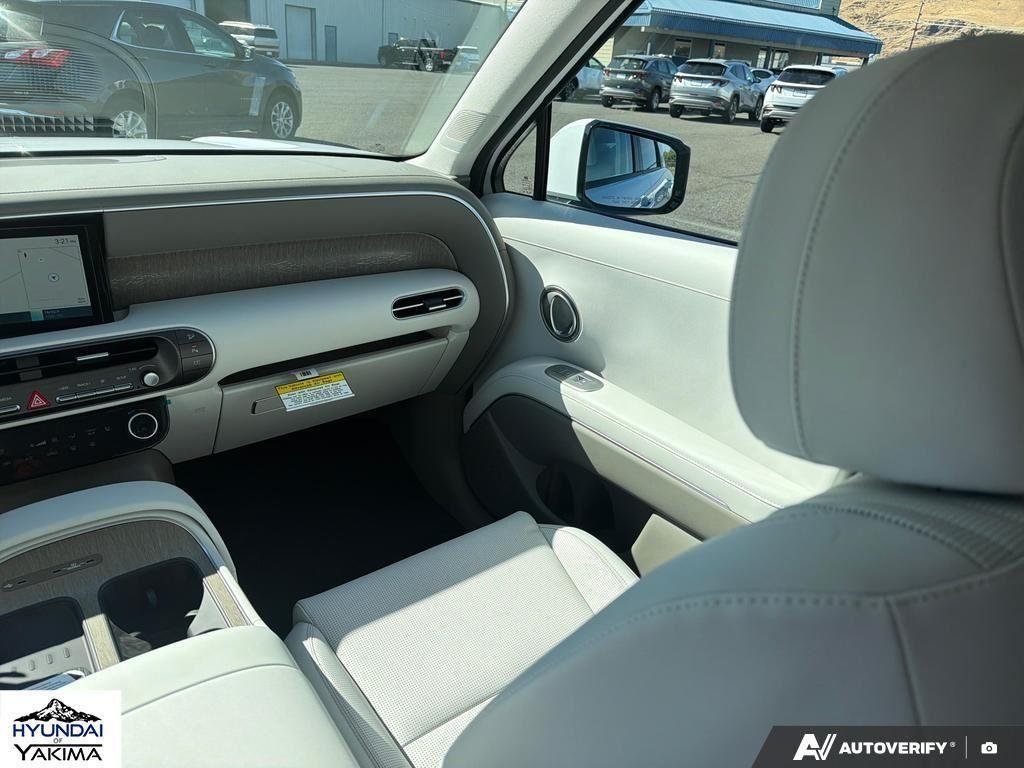 New 2026 Creamy White Pearl Hyundai SEL 8P image 25