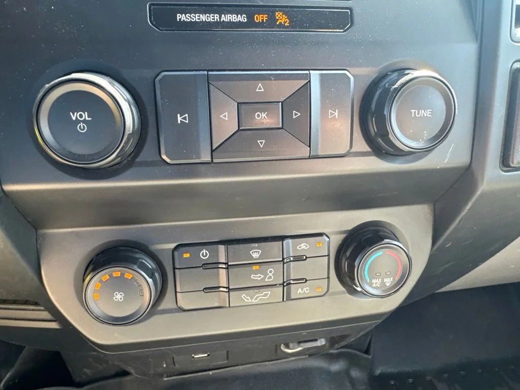 Used 2019 Silver Ford XL image 20