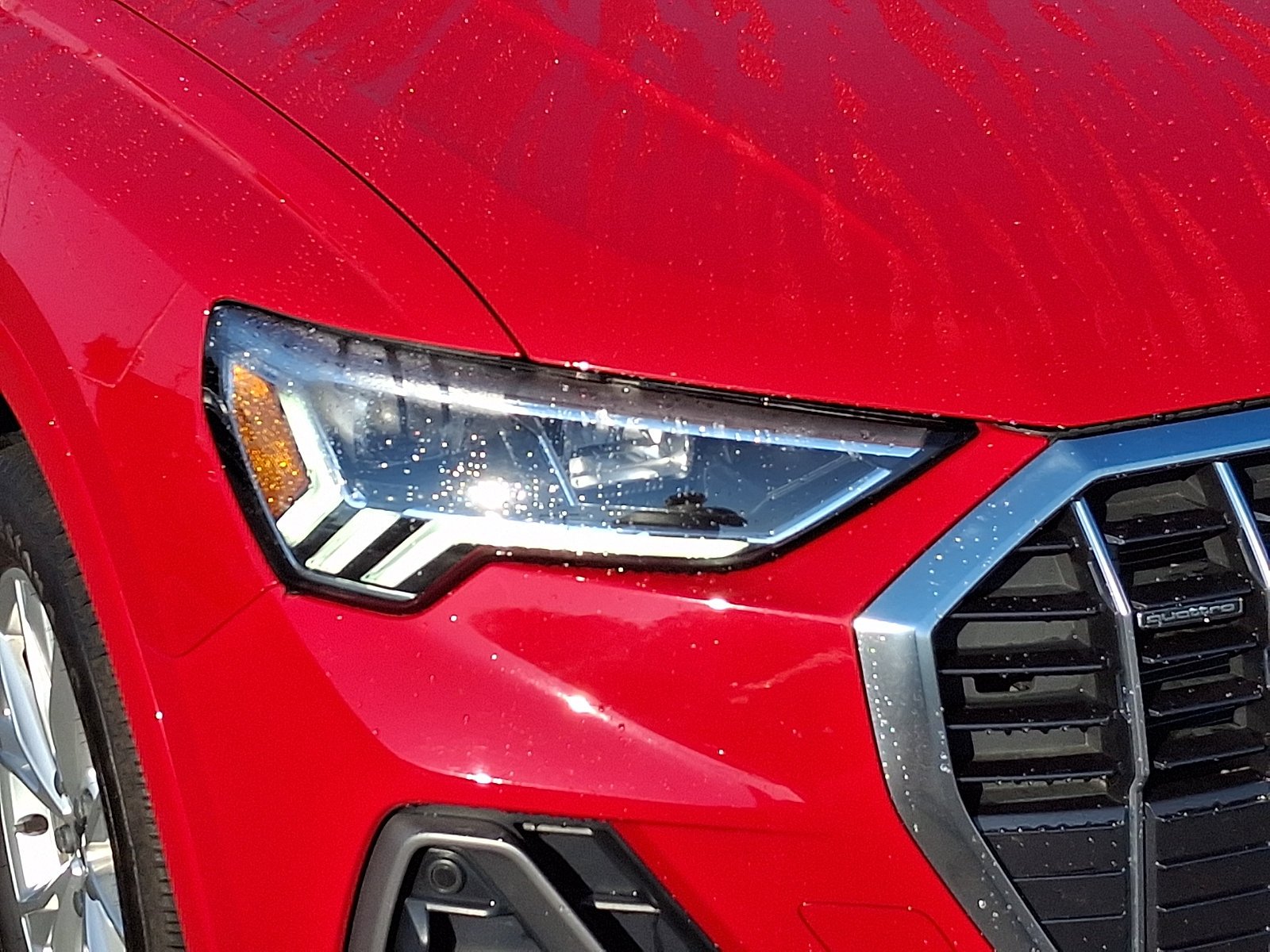 Used 2025 Red Audi S line Premium image 8
