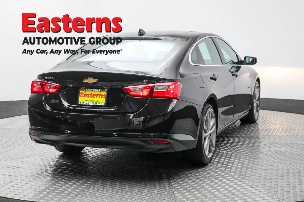 Used 2023 Black Chevrolet LT image 5