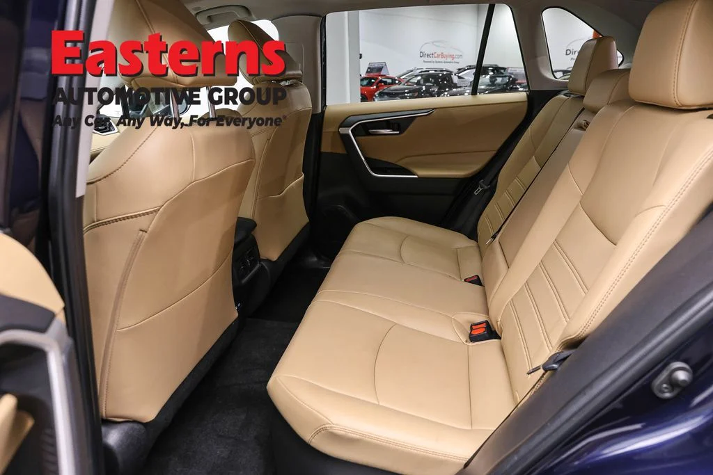 Used 2024 Blue Toyota XLE Premium image 22