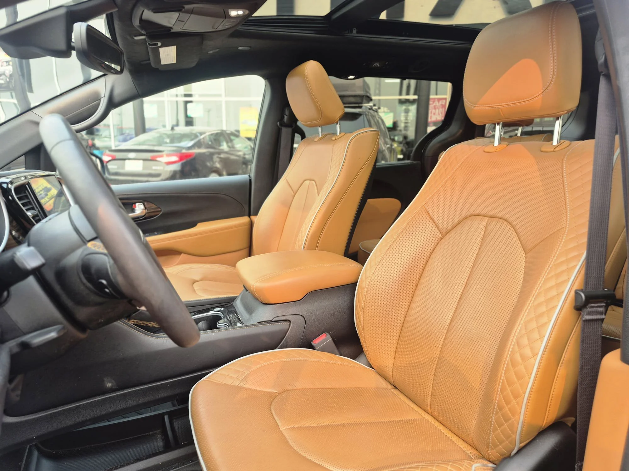 Certified Used 2023 Fathom Blue Pearl Chrysler Pinnacle*7 Pass | Cooled Leather | Rear Seat TVs | Nav | 360 Cam | Pano Roof | Htd Wheel | CarPlay image 7