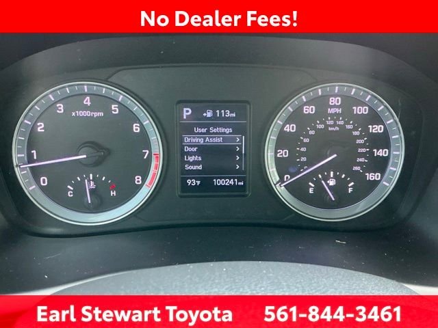 Used 2018 White Hyundai SE image 38