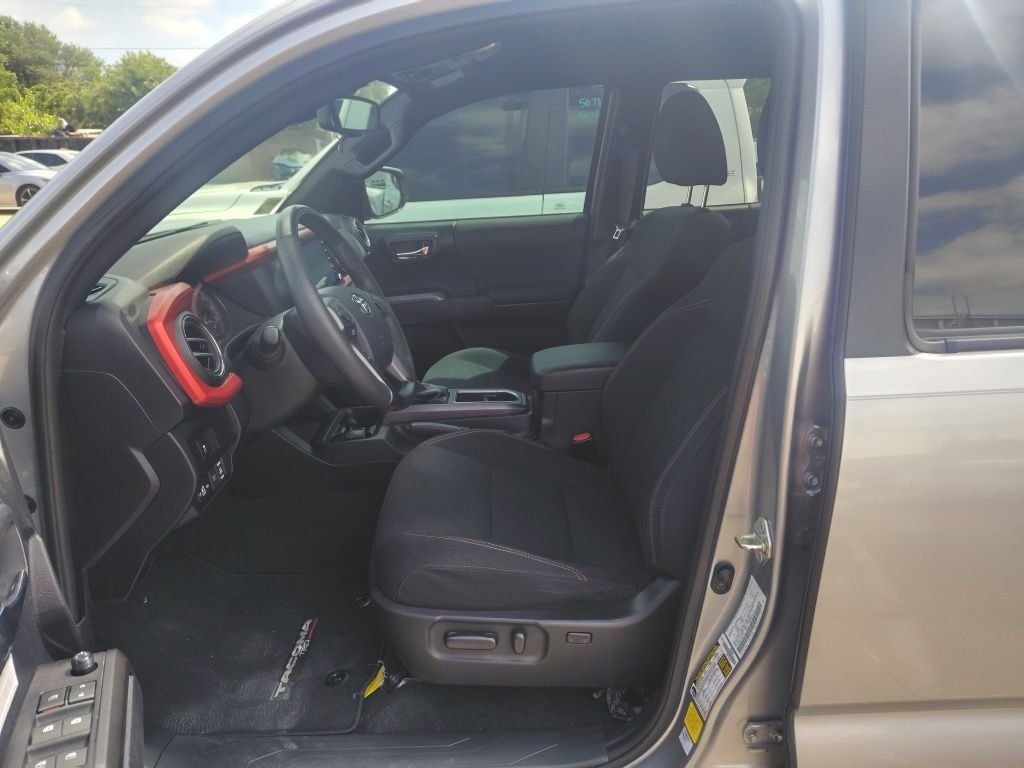 Certified Used 2020 Silver Toyota TRD Off-Road image 5