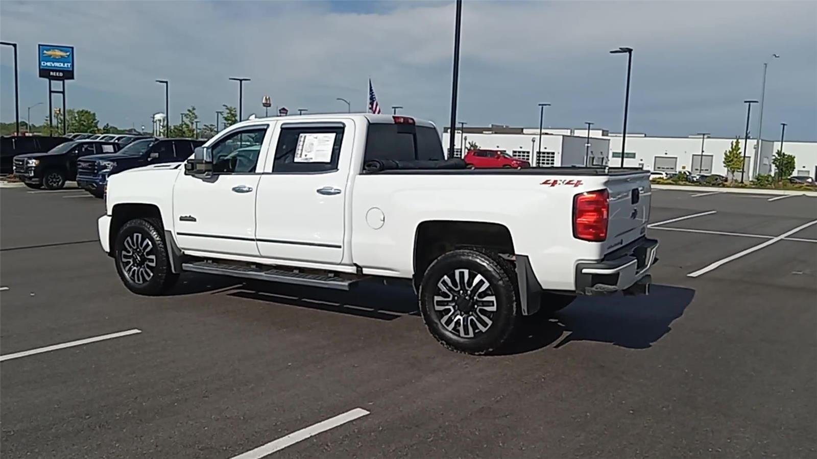 Used 2018 White Chevrolet High Country image 6