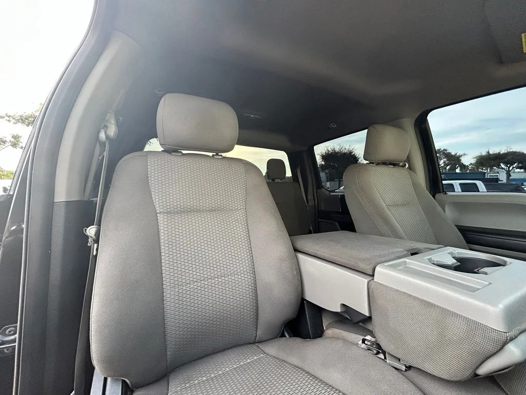 Used 2017 Shadow Black Ford XLT image 25