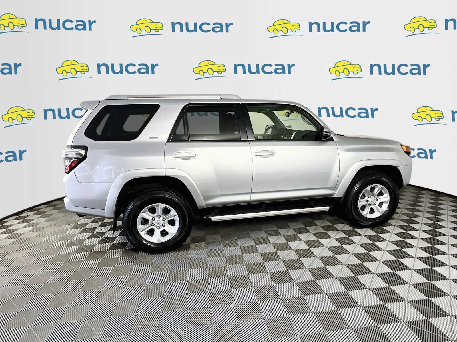 Used 2018 Classic Silver Metallic Toyota SR5 Premium image 8