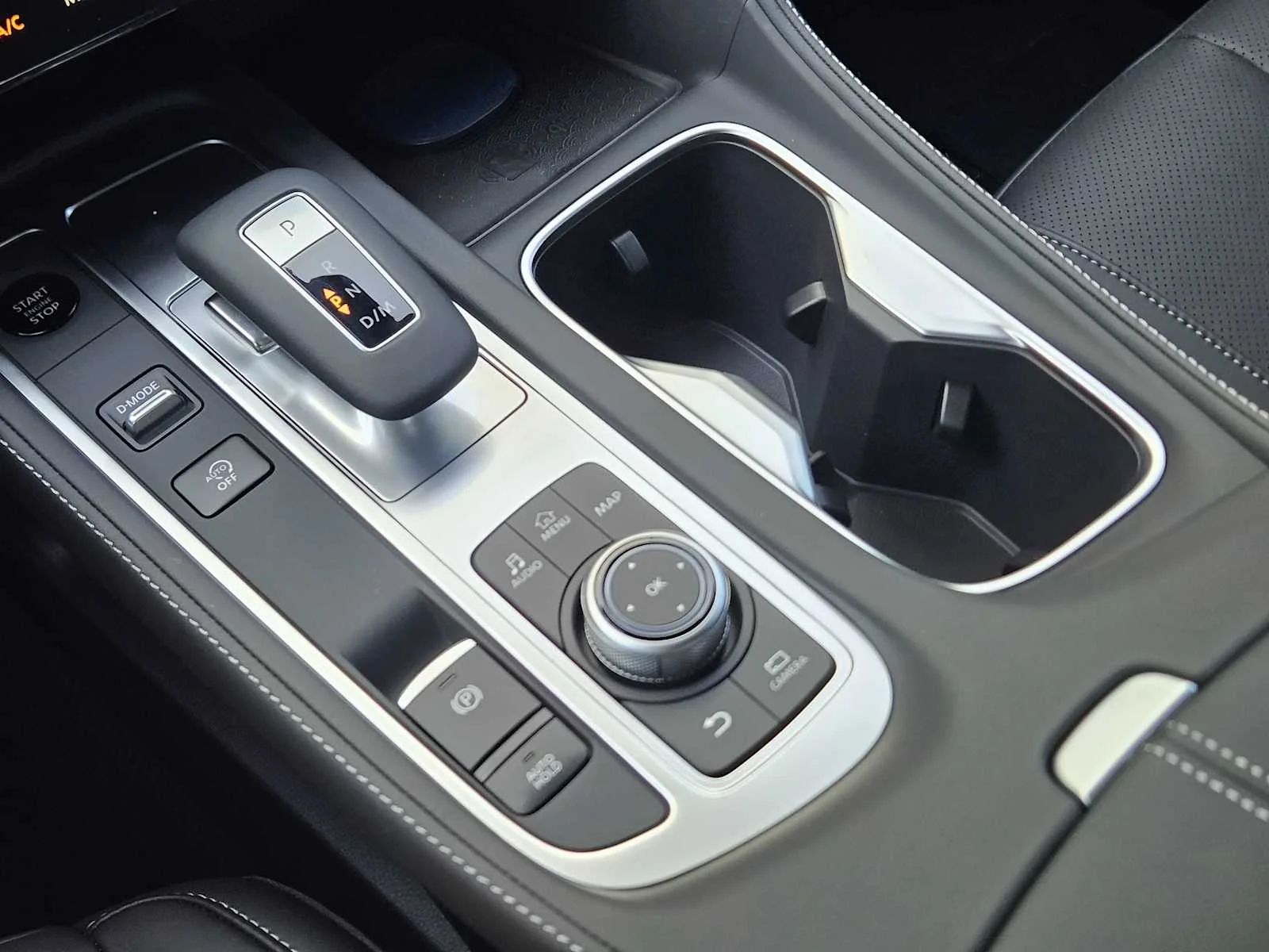 New 2027 RADIANT WHITE INFINITI Sport AWD image 14
