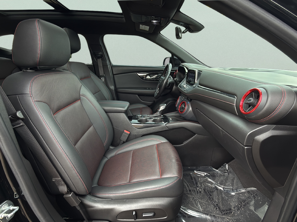 Used 2021 Black Chevrolet RS image 20