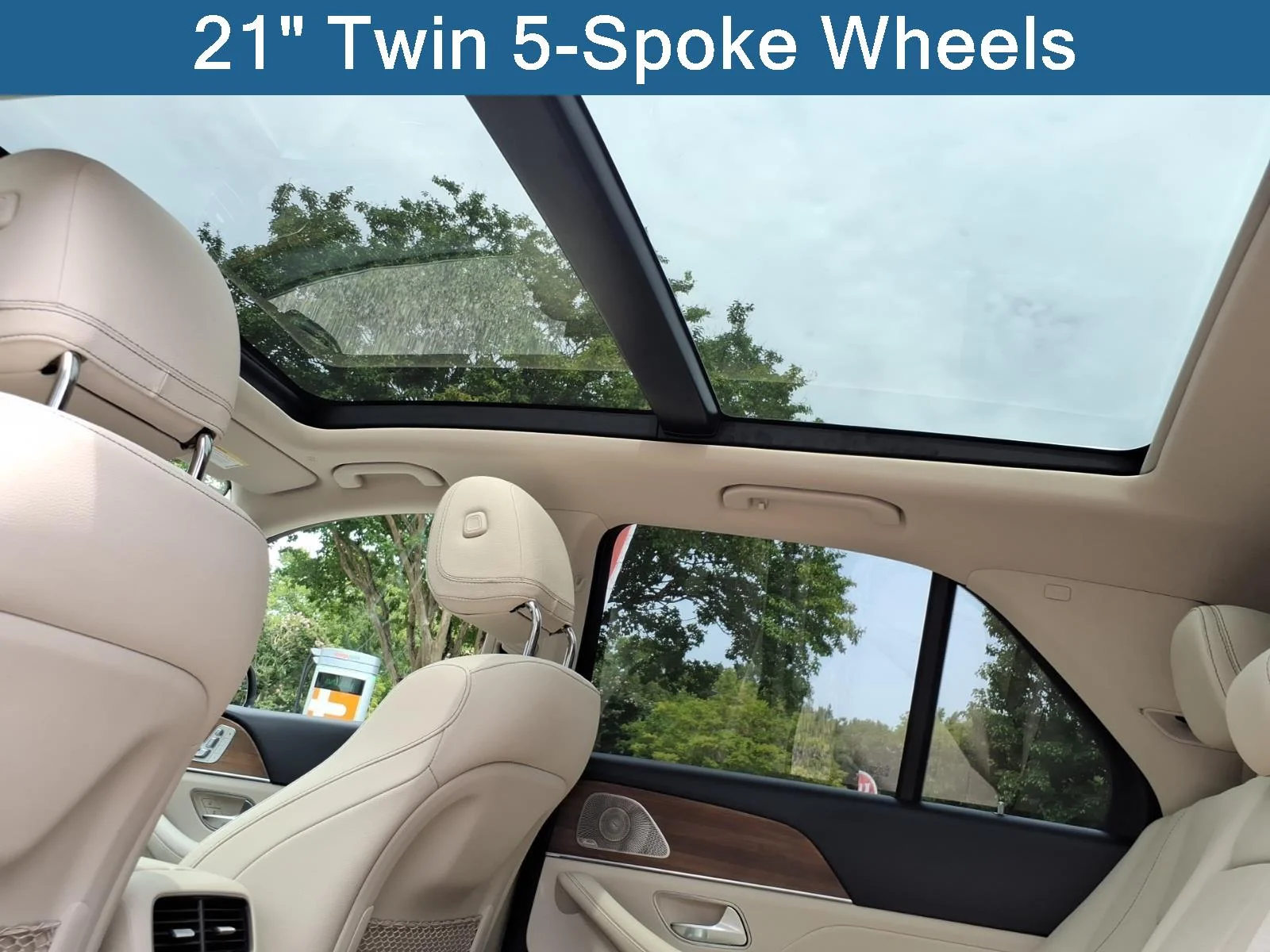 Certified Used 2022 Polar White Mercedes-Benz GLE 350 image 11