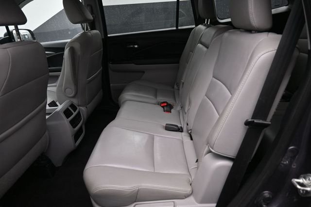 Used 2017 Modern Steel Metallic Honda EX-L image 25