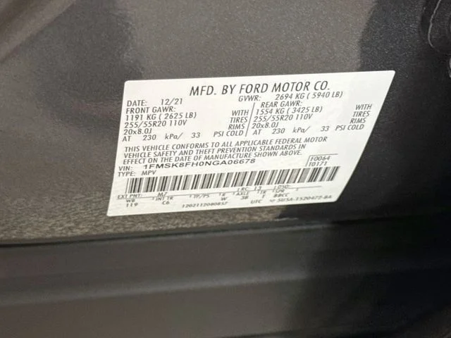 Used 2022 Gray Metallic Ford Limited image 34