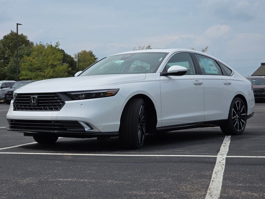 New 2026 Platinum White Pearl Honda Touring image 22