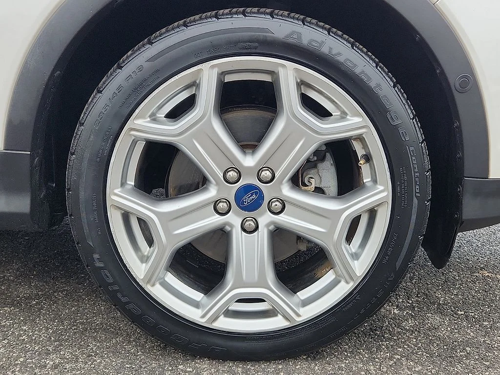 Used 2019 White Ford Titanium image 8