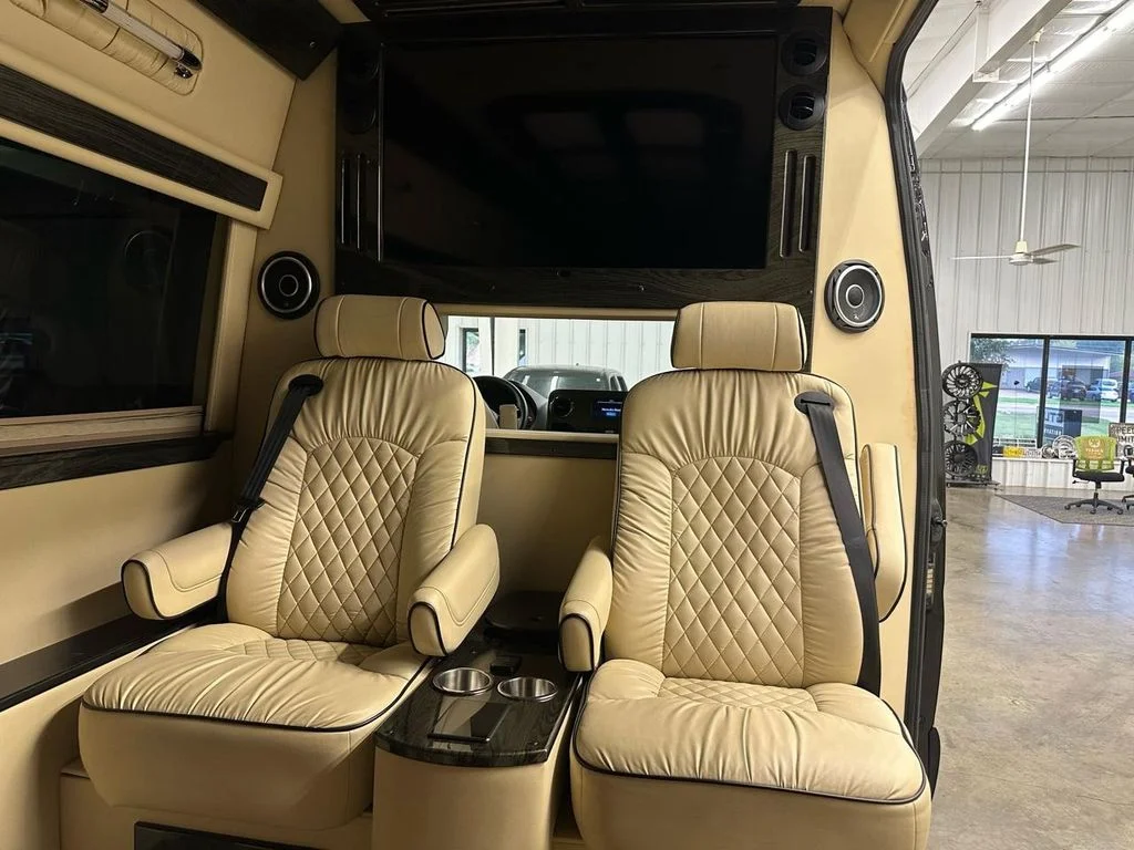 Used 2019 Black Mercedes-Benz Cargo 170 WB EXT image 5