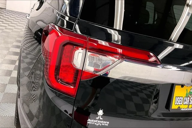 Used 2023 Ebony Twilight Metallic GMC Denali image 36