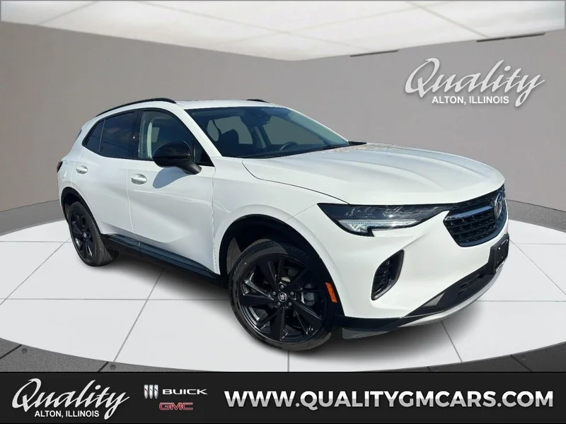 Used 2023 Summit White Buick Essence image 1
