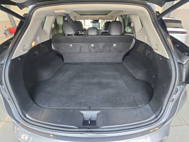 Used 2024 Gray Nissan SV image 23