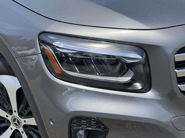 New 2026 Mountain Grey Metallic Mercedes-Benz GLB 250 image 13