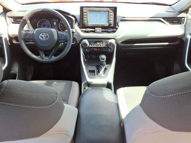Used 2020 Pearl Toyota XLE image 27