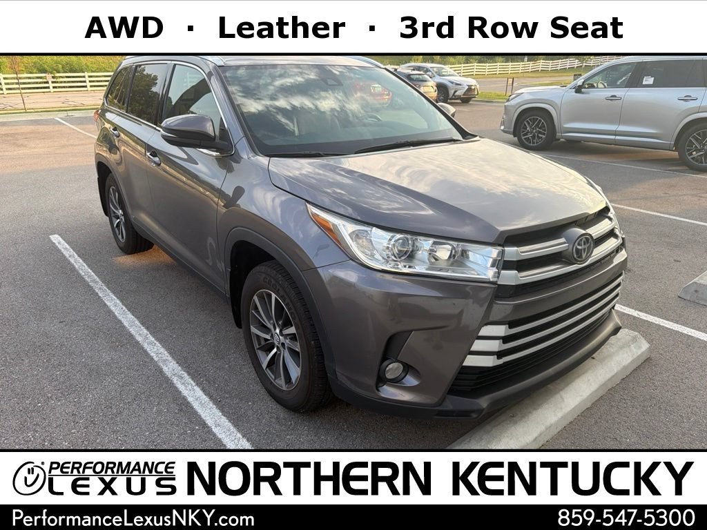 Used 2019 Predawn Gray Mica Toyota SE image 1