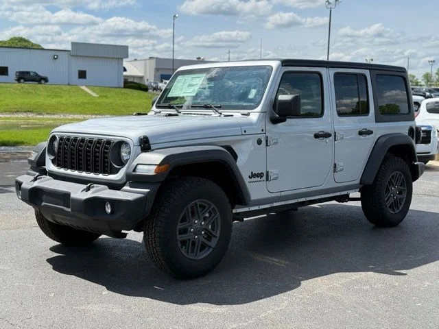 New 2024 Silver Zynith Clear-Coat Exterior Paint Jeep Sport S image 4