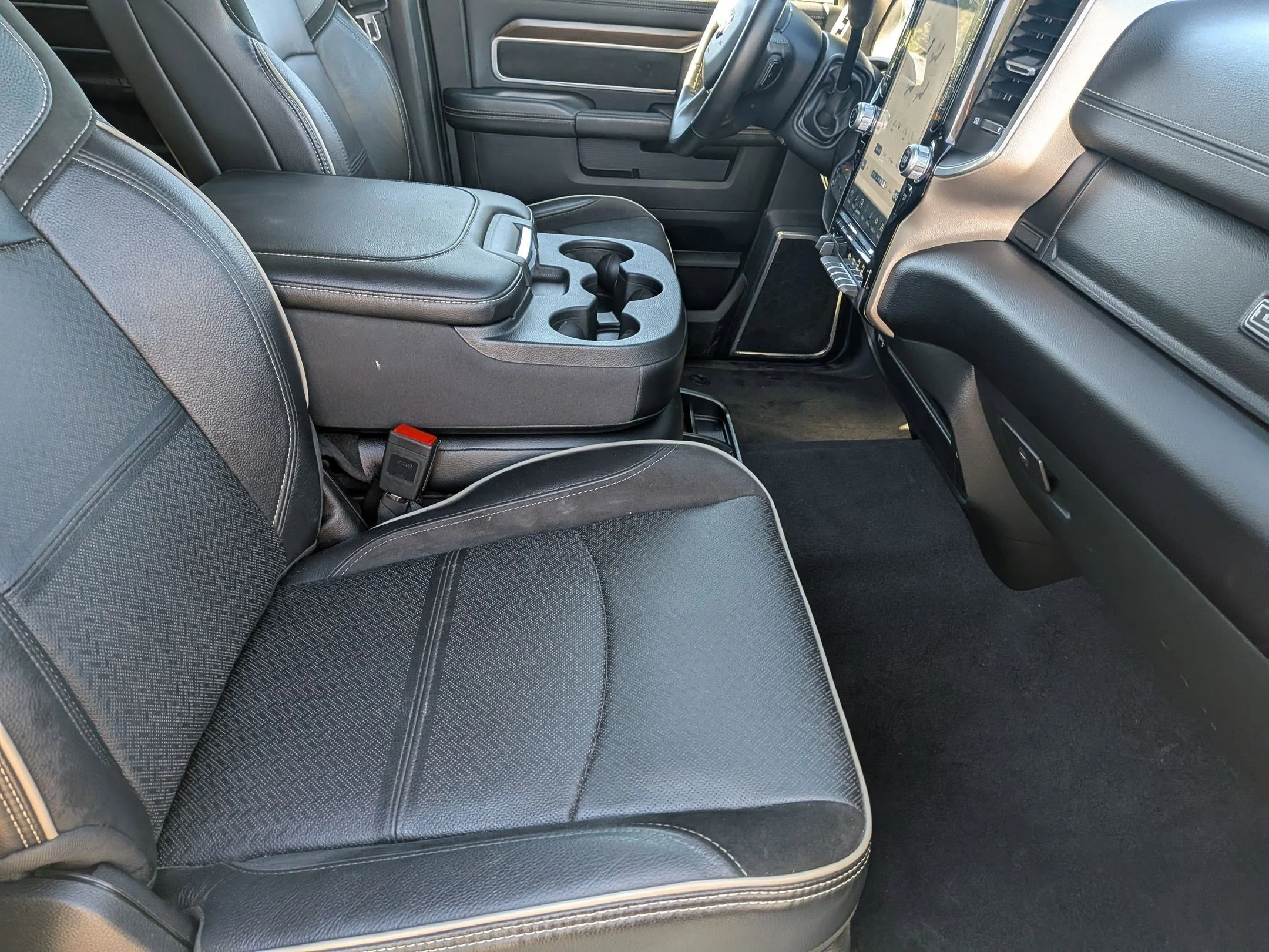 Used 2024 Bright White Clearcoat Ram Laramie image 23