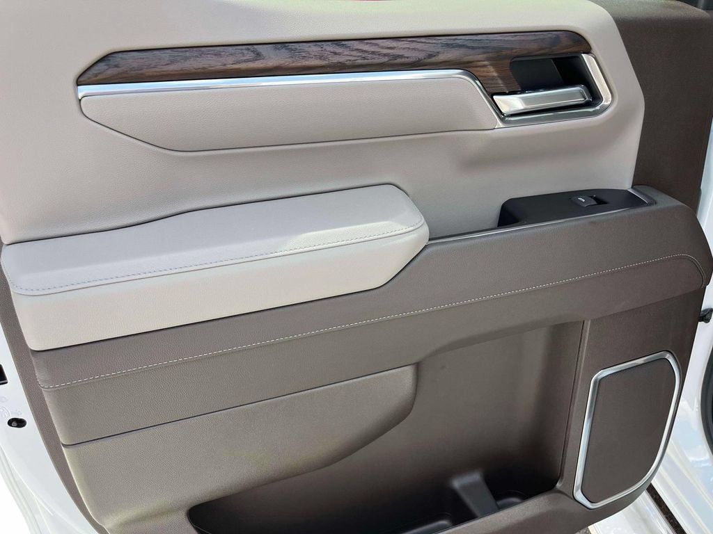 2026 GMC Sierra 1500 SLT - Photo 16