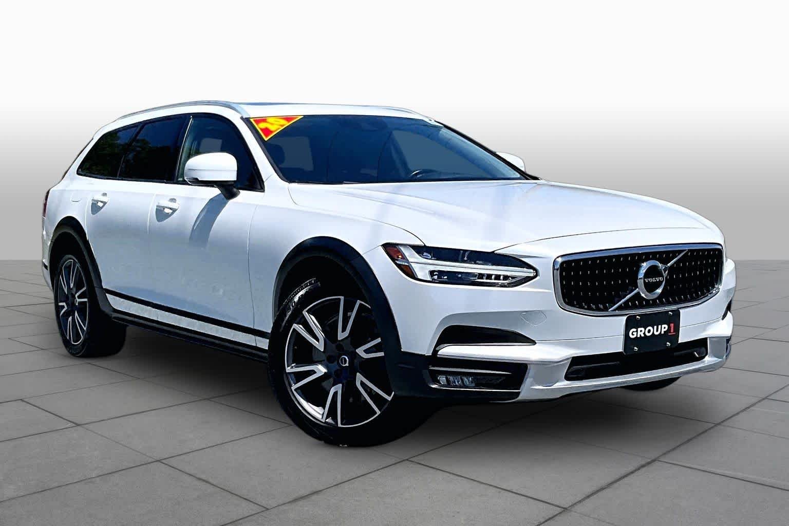 Used 2020 Crystal White Pearl Metallic Volvo  image 3