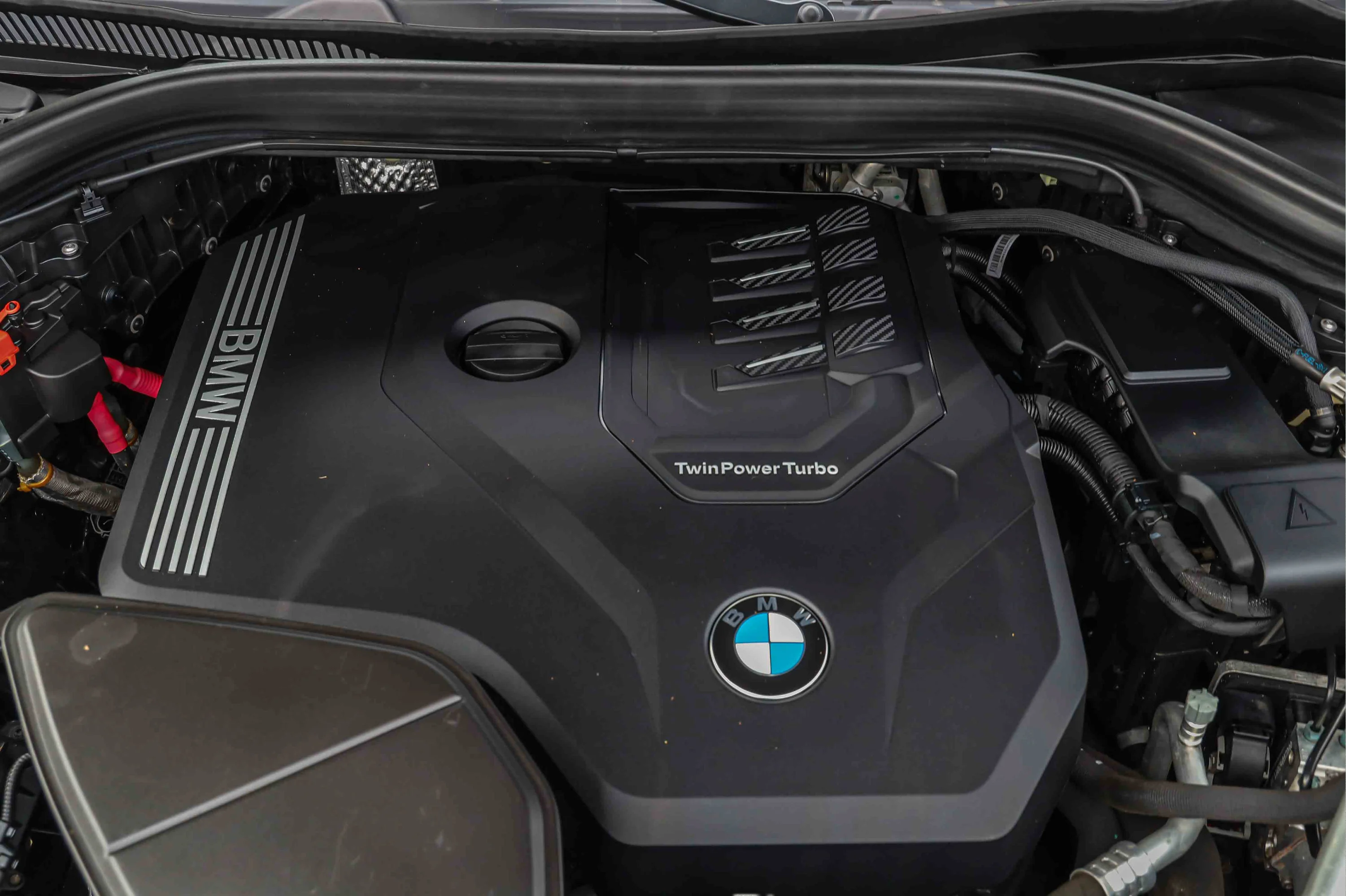 Used 2021 Black Sapphire Metallic BMW xDrive30i image 26