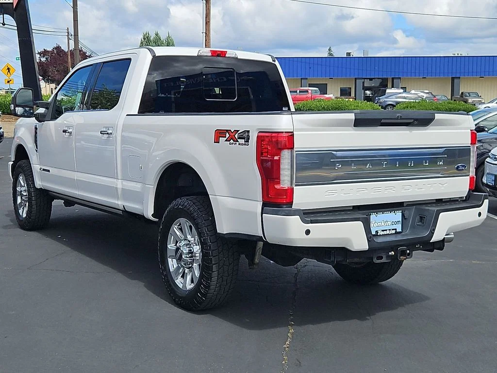 Used 2017 White Ford Platinum image 4