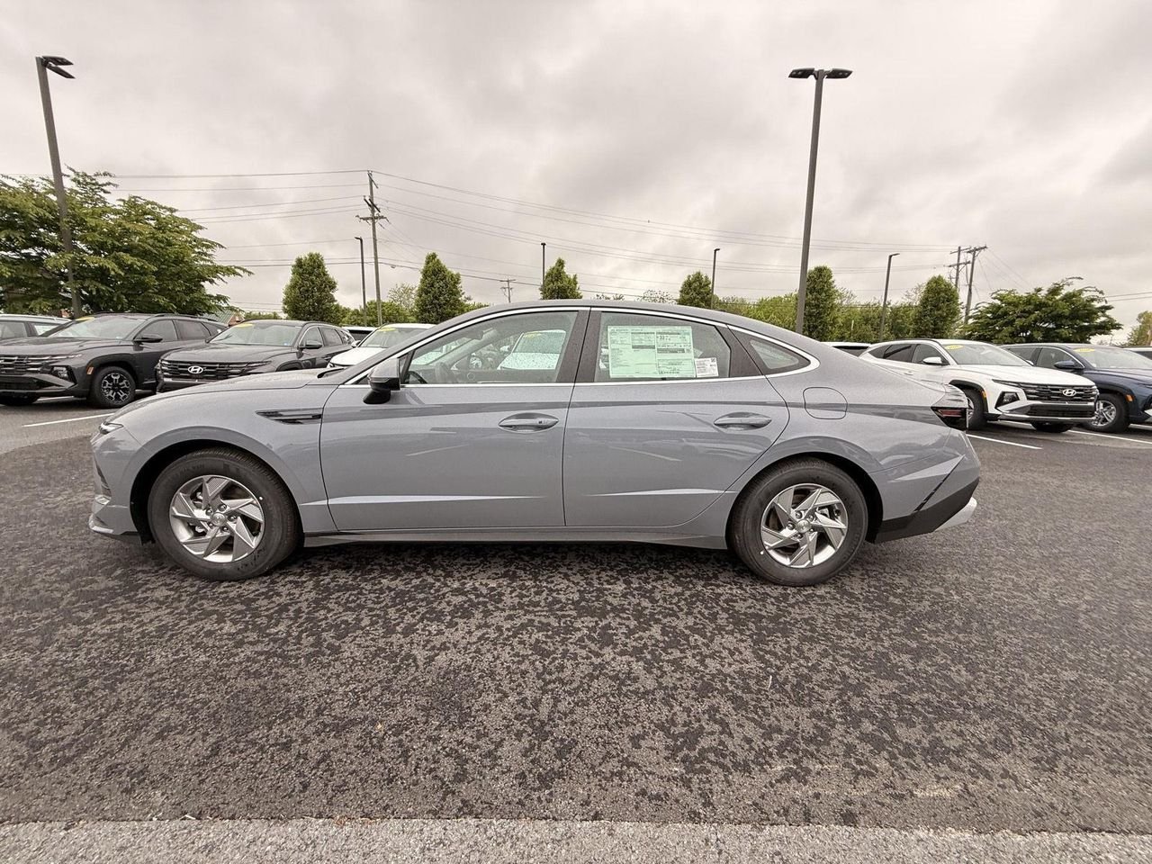 New 2026 Transmission Blue Hyundai SE image 7