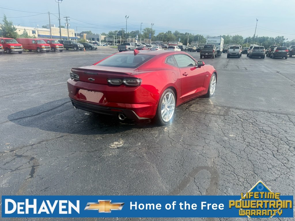 Used 2023 RADIANT RED TINTCOAT Chevrolet 2LT image 6