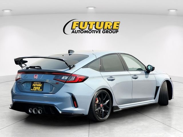 Used 2024  Honda  image 4