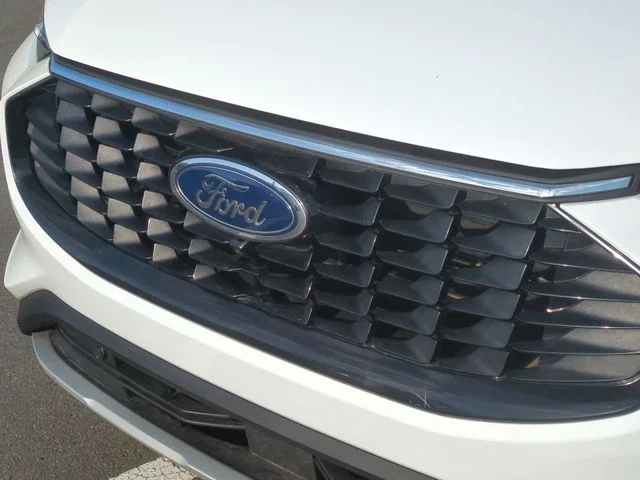 Used 2024 White Ford Active image 36