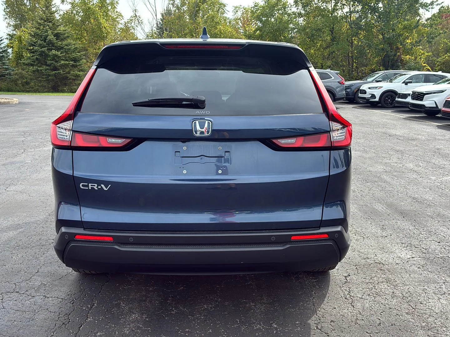 Used 2024 Canyon River Blue Metallic Honda EX-L image 25