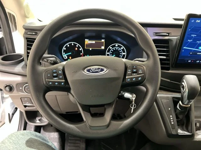2025 Ford Transit Passenger Van XL - Photo 10
