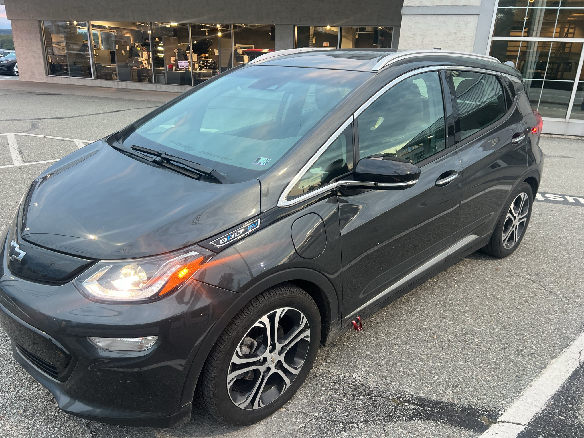 Used 2019 Chevrolet Bolt EV Premier with VIN 1G1FZ6S0XK4141372 for sale in Wrightsville, PA