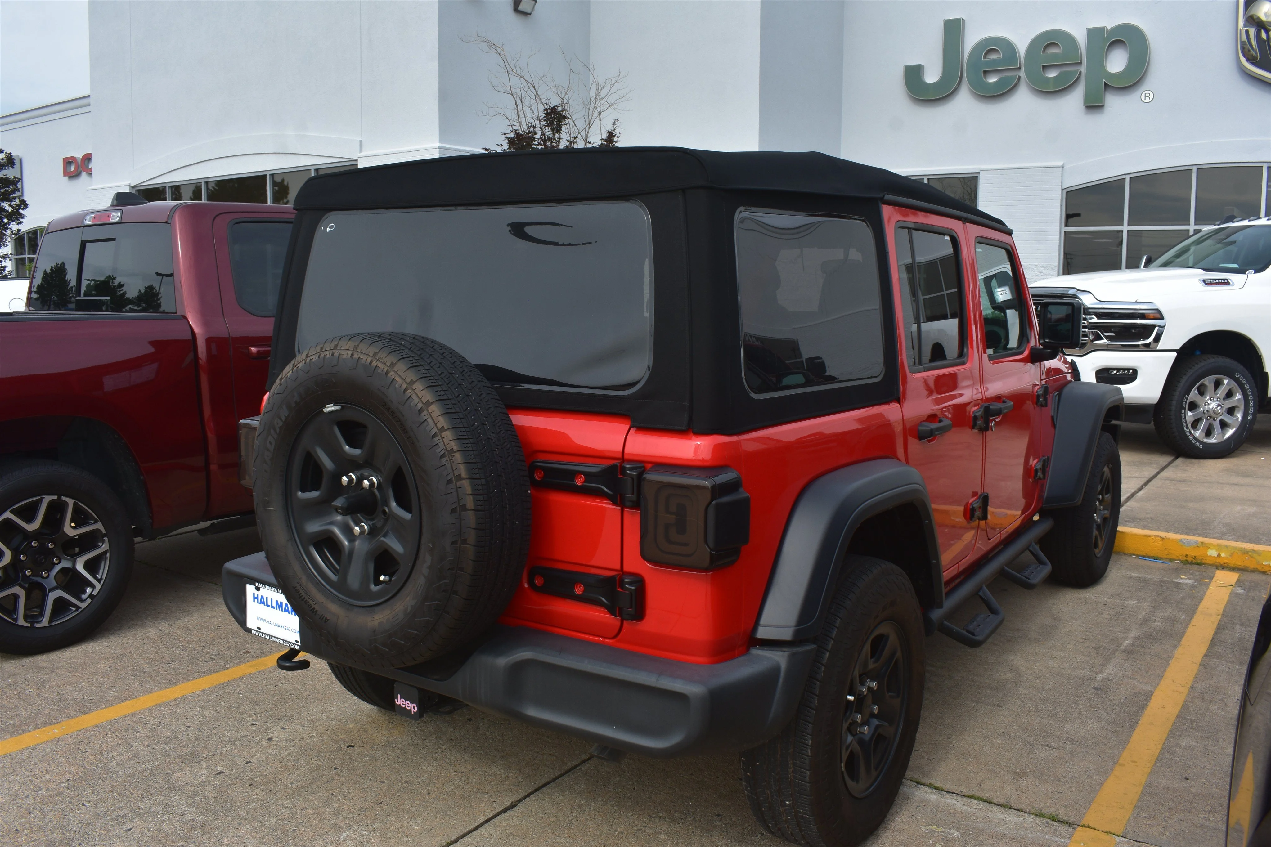 Used 2024 Firecracker Red Clearcoat Jeep Sport image 4