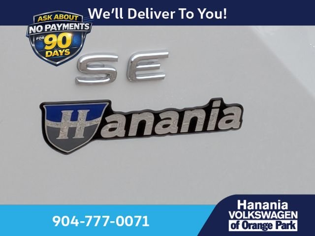 New 2026 White Volkswagen 2.0T SE w/Technology image 11